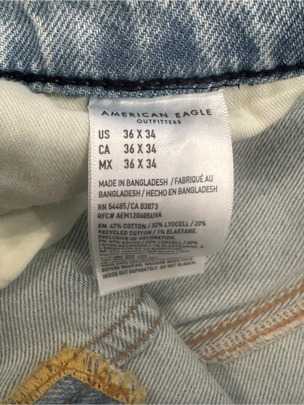 American Eagle Outfitters Men’s Light Blue Straight Leg Jeans Baggy Fit
